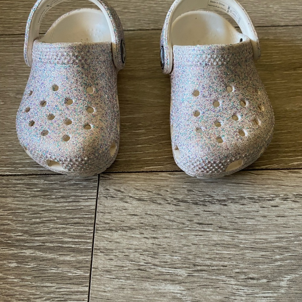Babygirl White Glitter croc Sandals